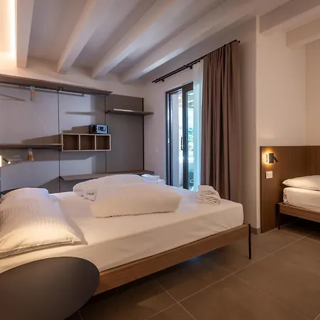 Paradise 3* Riva del Garda