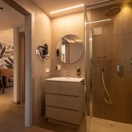 Paradise Aparthotel