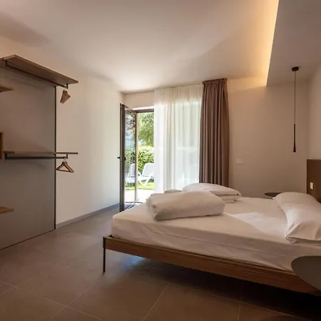 Paradise 3* Ρίβα ντελ Γκάρντα